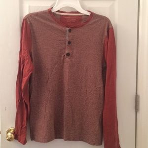 BR men's long sleeve tee